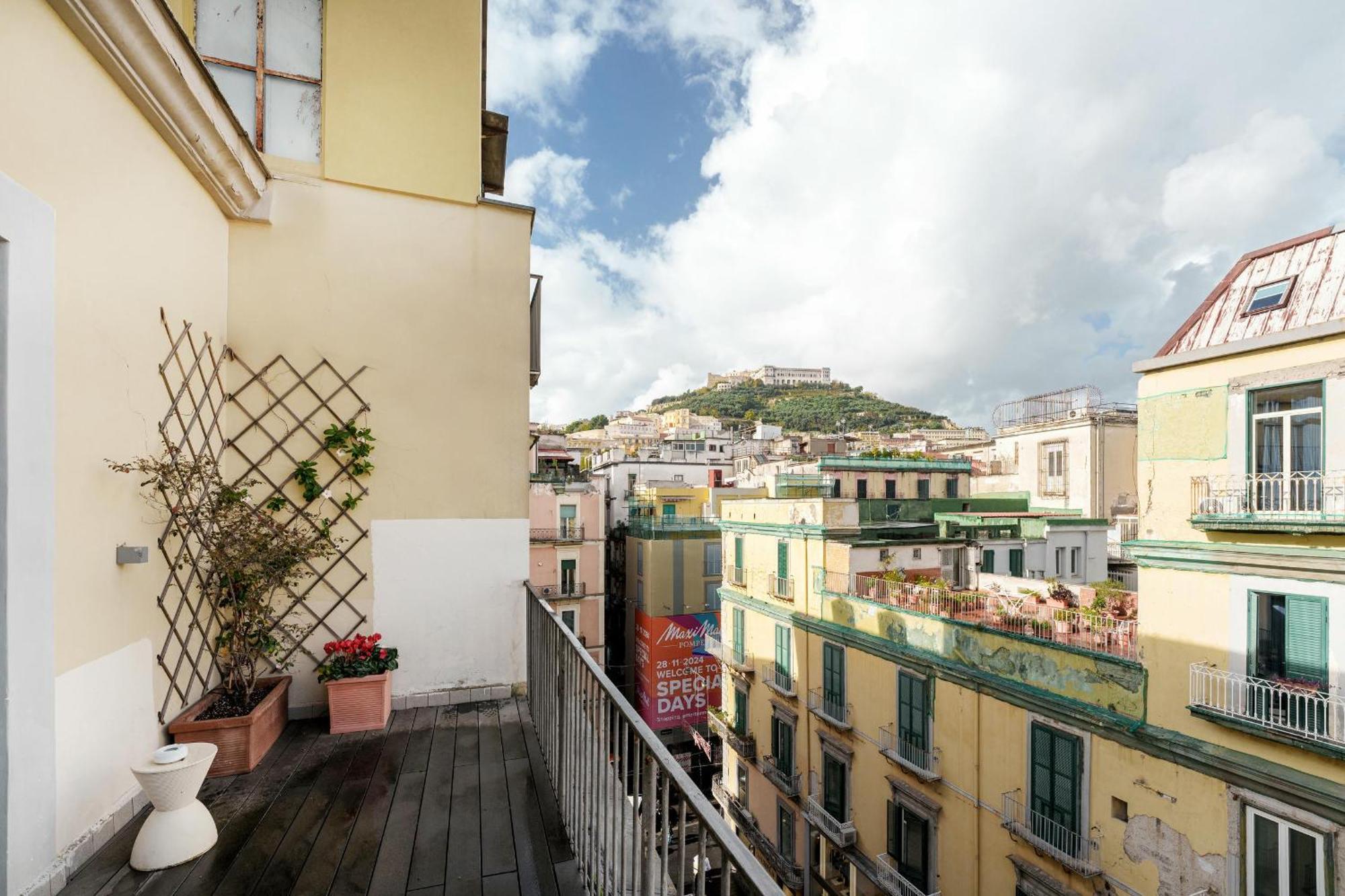 Attico Partenopeo Naples Extérieur photo